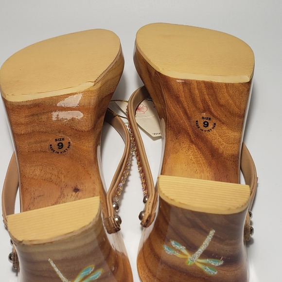 Dragonfly Woodies Wood Thong Heeled Sandals Size 9 With Sequin Straps - Picture 7 of 8